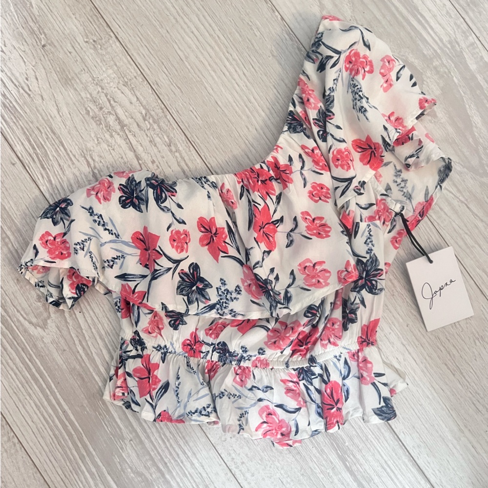 Pink & blue one shoulder floral top🌺
